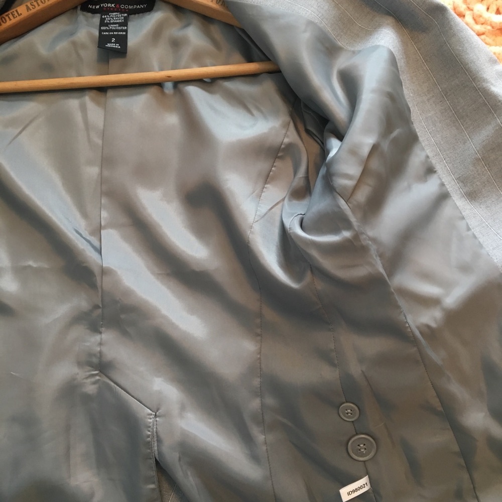 Gray Suit Jacket - Picture 7 of 8
